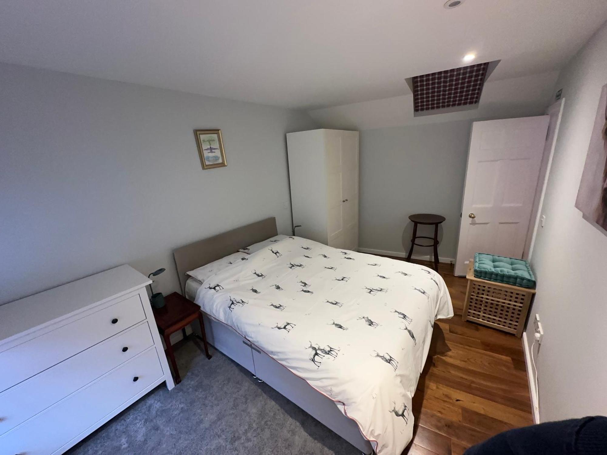 One Bee Apartment เอดินบะระ ภายนอก รูปภาพ